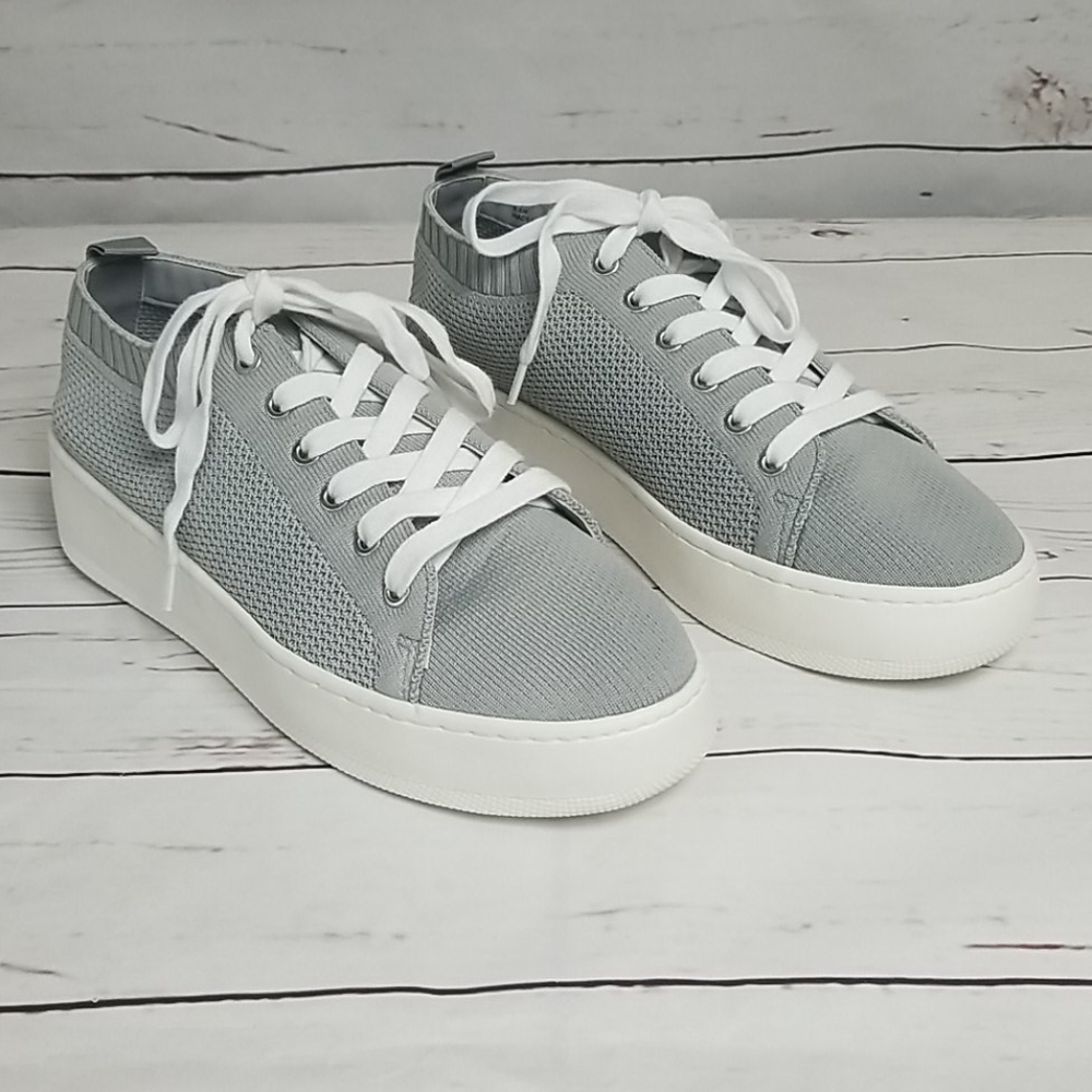 Steve Madden lace up platform sneakers